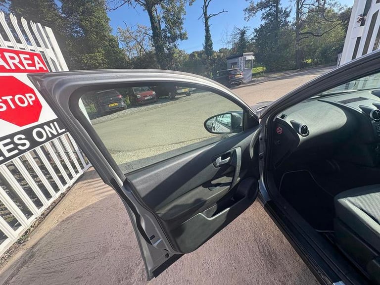 2010 Nissan Qashqai Qashqai Visia DCI Hatchback DIESEL Manual