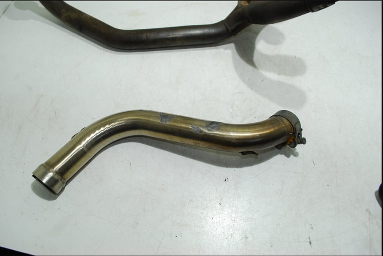 Complete Genuine Ducati Exhaust for Monster 93 to 01 with high mount link pipes