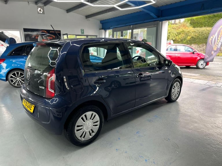 VOLKSWAGEN UP 1.0 BlueMotion Tech Move up! 2015