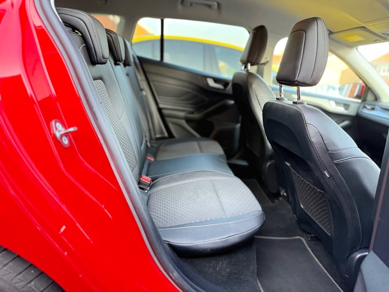 Ford, FOCUS, Estate, 2018, Manual, 1499 (cc), 5 doors