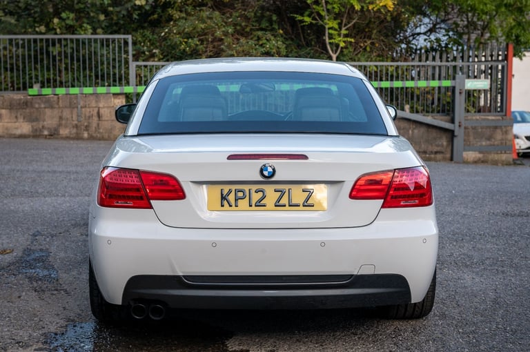 2012 BMW 3 Series 3.0 330d M Sport Convertible 2dr Diesel Steptronic 241 BHP