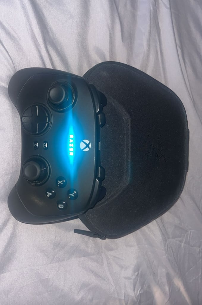 image for Xbox RAZER Controller wireless/ wired 