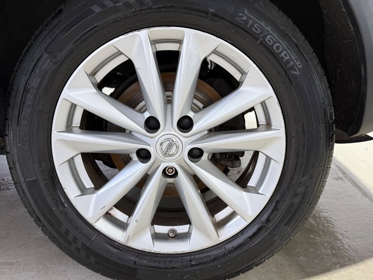 2014 Nissan Qashqai 1.2 DIG-T Acenta Premium 2WD Euro 5 (s/s) 5dr HATCHBACK Petrol Manual