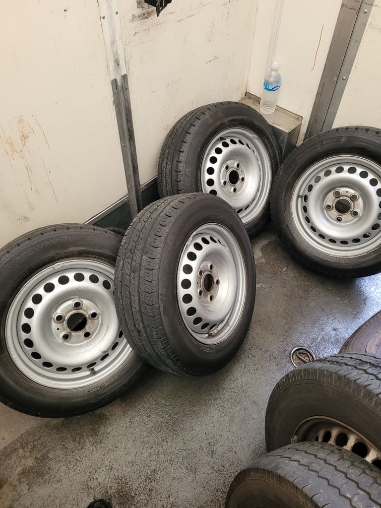 image for 4x clean modern vw t5 t6 transporter van wheels with nearly new 205 65 16c matching tyres