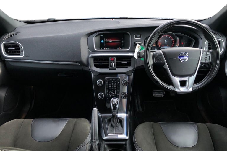 2015 Volvo V40 T2 [122] R DESIGN Nav 5dr Geartronic Hatchback PETROL Automatic