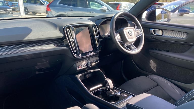 2024 Volvo XC40 2.0 B3P Plus Dark 5dr Auto ESTATE PETROL Automatic