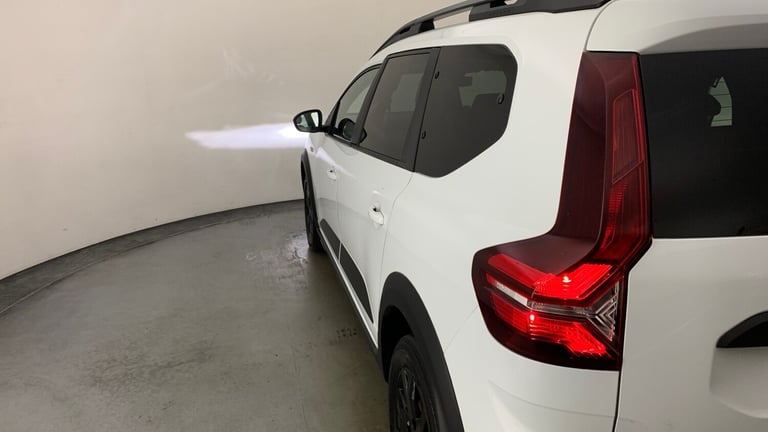 2022 Dacia Jogger 1.0 TCe Extreme SE MPV 5dr Petrol Manual Euro 6 (s/s) (110 ps) MPV Petrol Manual