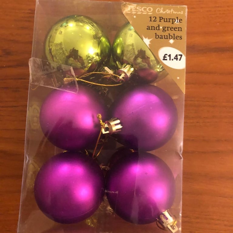 image for 12 Christmas tree decorations 