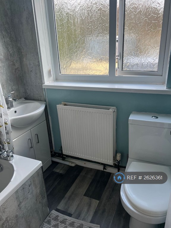 2 bedroom house in Rifle Street, Blaenavon, Pontypool, NP4 (2 bed) (#2626361)