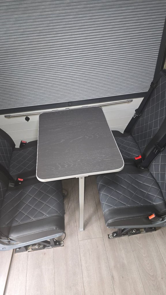 Motorhome 8 seater 6/8 birth SWAPS