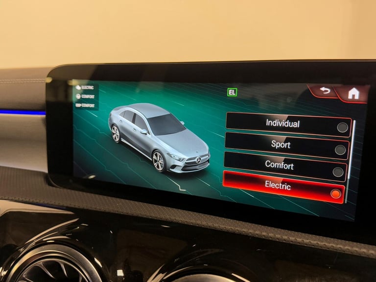 2022 Mercedes-Benz A-Class 1.3 A250e 15.6kWh AMG Line Edition (Executive) Saloon 4dr Petrol Plug-...