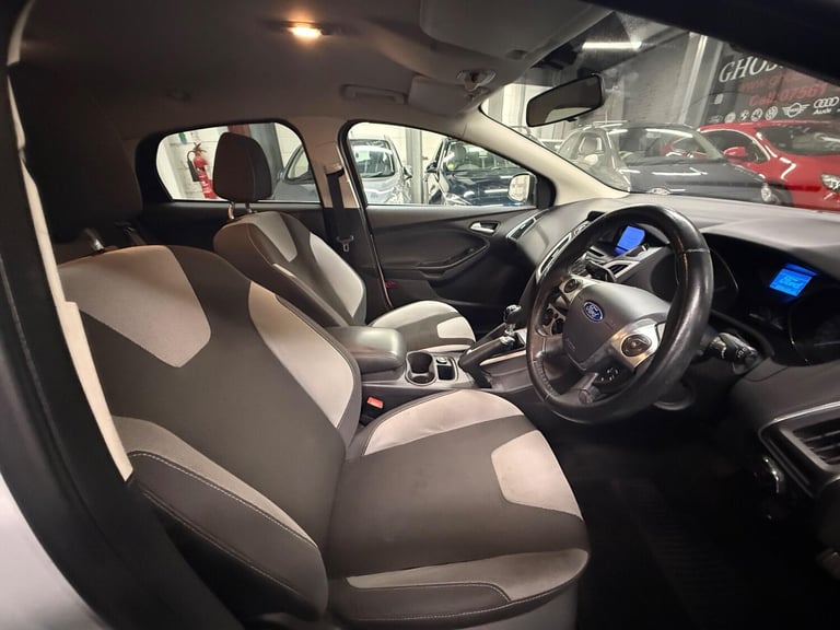  Ford Focus 1.0T EcoBoost Zetec S Euro 5 (s/s) 5dr Petrol Manual
