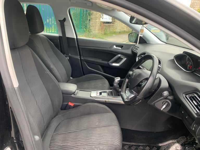 2014 Peugeot 308 1.6 HDi 92 Active 5dr HATCHBACK Diesel Manual