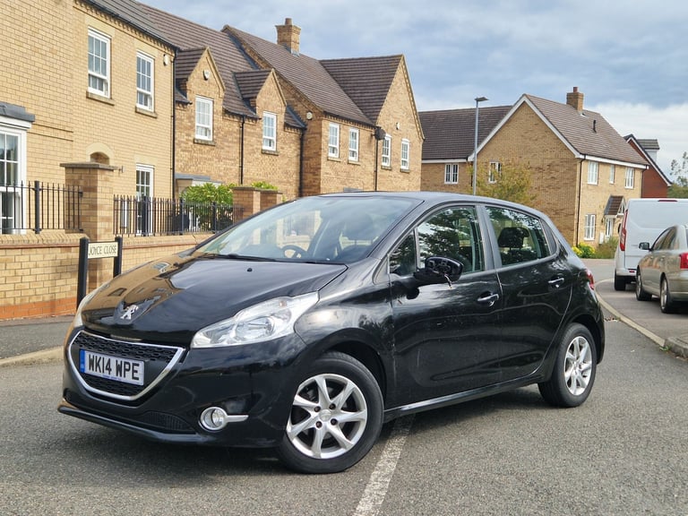 Peugeot, 208, Hatchback, 2014, Manual, 1199 (cc), 5 doors
