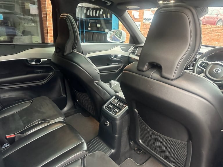 2018 Volvo XC90 2.0h T8 Twin Engine 10.4kWh R-Design SUV 5dr Petrol Plug-in Hybrid Auto 4WD ESTAT...