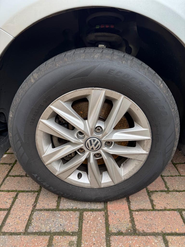 VW Caddy Alloy wheels New matching tyres
