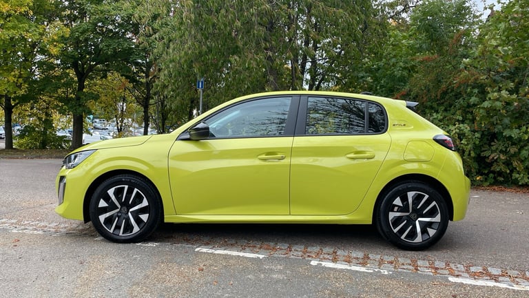 2025 Peugeot 208 1.2 PureTech Style Hatchback 5dr Petrol Manual Euro 6 (s/s) (100 ps) Hatchback P...