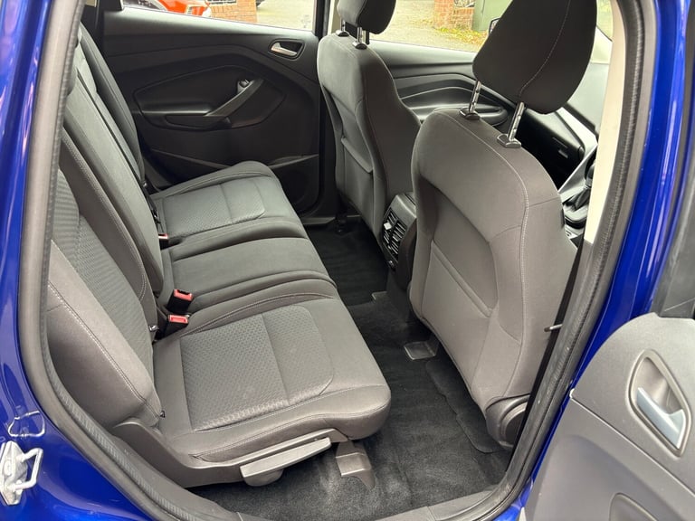 2017 Ford Kuga 1.5 EcoBoost 182 Zetec 5dr Auto HATCHBACK Petrol Automatic