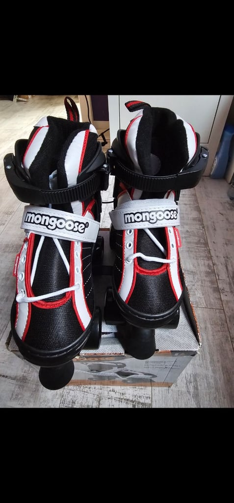 MONGOOSE adjustable quad roller skate in box kids size 1-4 