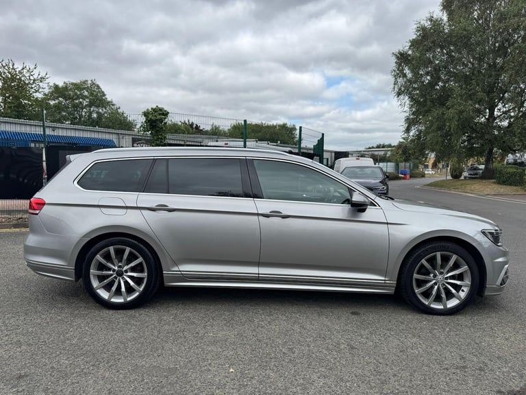 2015 Volkswagen Passat 2.0 TDI BlueMotion Tech R-Line Euro 6 (s/s) 5dr ESTATE Diesel Manual