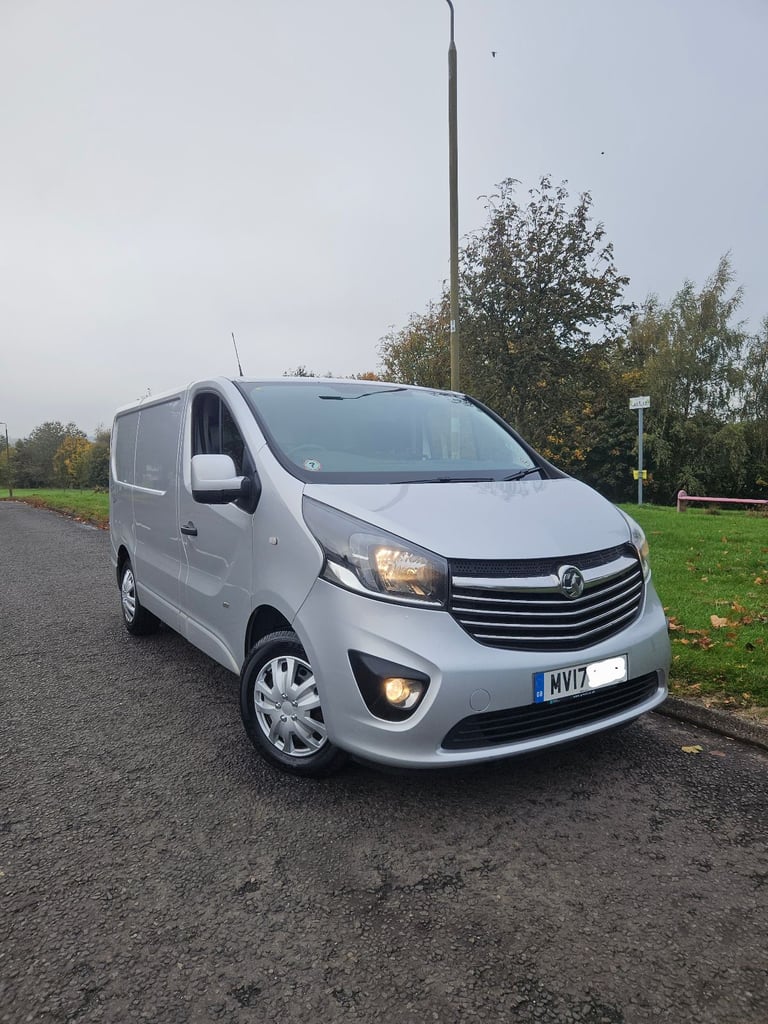 image for 17/ reg Vauxhall vivaro cdti sportive ulez compliant sim transit trafic primastar boxer relay