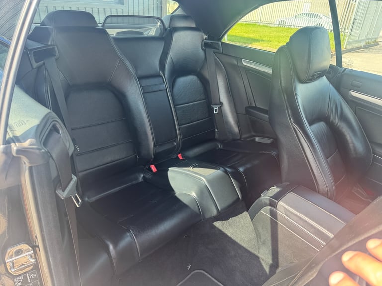 2010 10 MERCEDES E350 3.0 CDi V6 SPORT BLUEEFFICIENCY AUTOMATIC CABRIOLET .BLACK