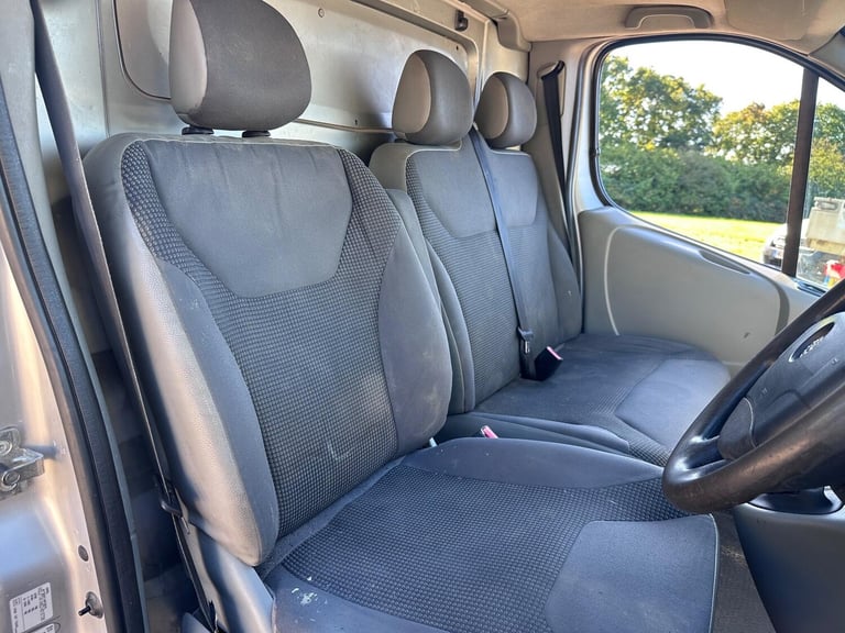 2013 Vauxhall Vivaro 2.0 CDTi Sportive FWD L1 4dr PANEL VAN Diesel Manual