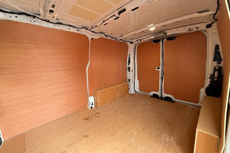 2025 Volkswagen Transporter Commerce Plus 2.0 TDI 110 PS 6sp Manual Van DIESEL Manual