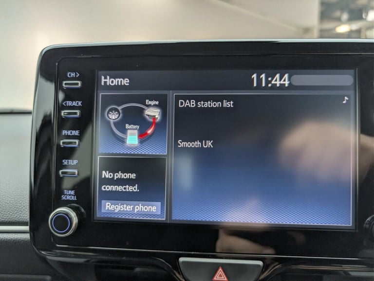 2022 Toyota Yaris 1.5 VVT-h Design Hatchback 5dr Petrol Hybrid E-CVT Euro 6 (s/s) (116 ps) -  HAT...