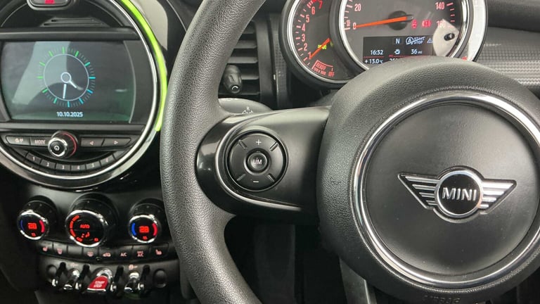 2019 MINI Hatch 1.5 Cooper Classic II 5dr HATCHBACK PETROL Manual