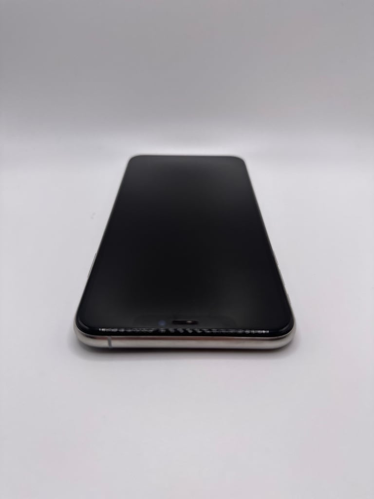 PRISTINE: 512gb Apple iPhone XS Max, White (UNLOCKED)