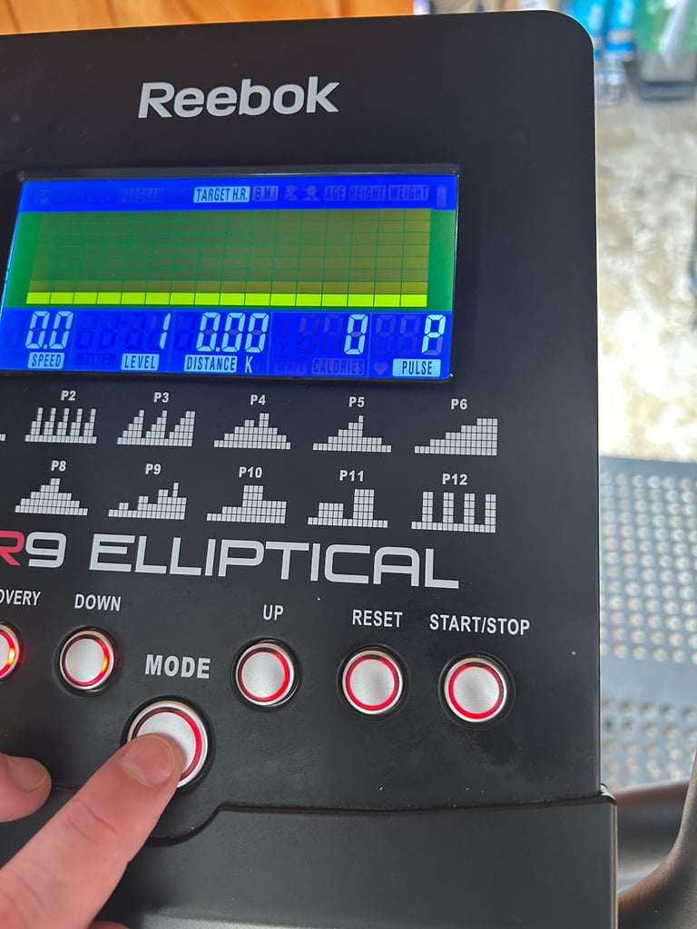 Reebok Cross Trainer ZRS ELLIPTICAL, Hardly Used, Mains Plug, No Manuel