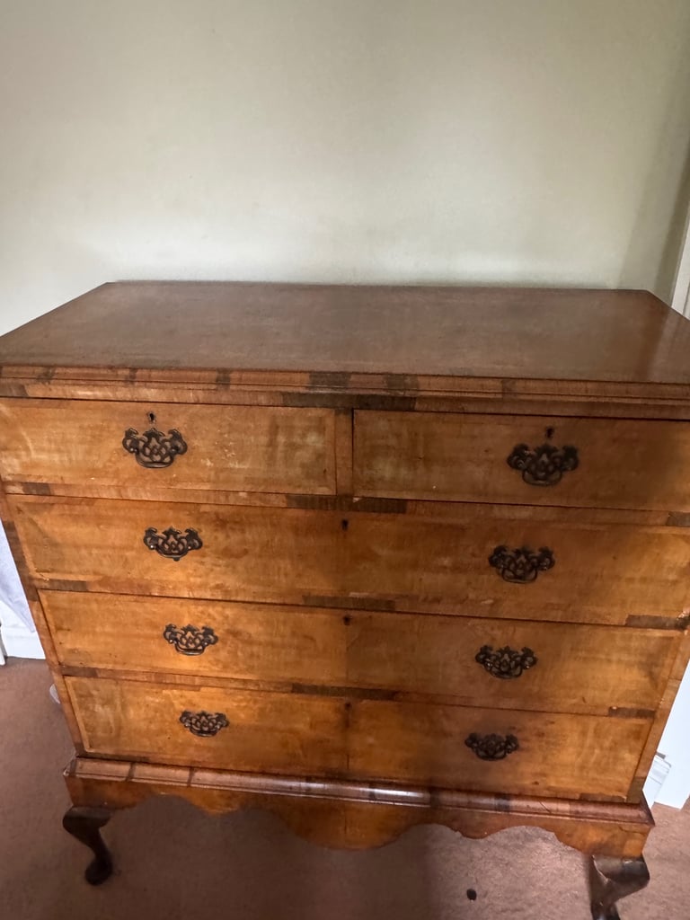antique chest of drawers 