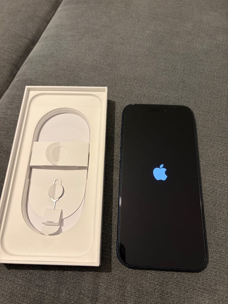 Apple iPhone 17 Pro Max 256GB Deep Blue