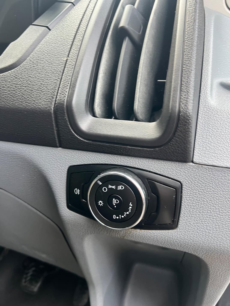 2018 Ford Transit 2.0 350 EcoBlue FWD L2 H3 Euro 6 5dr PANEL VAN Diesel Manual