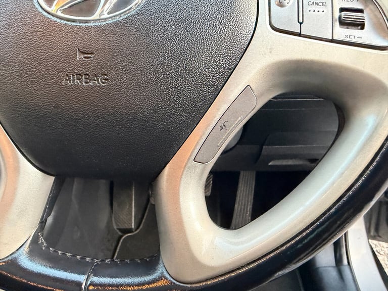 2013 Hyundai ix35 1.7 CRDi Premium SUV 5dr Diesel Manual Euro 5 (s/s) (115 ps)