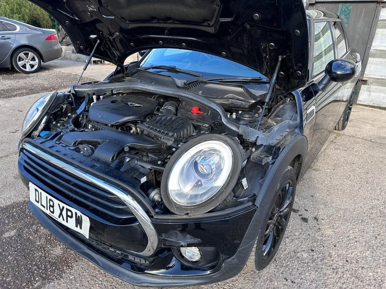 2018 18 REG MINI CLUBMAN COOPER 1.5 PETROL AUTO DAMAGED REPAIRABLE SALVAGE