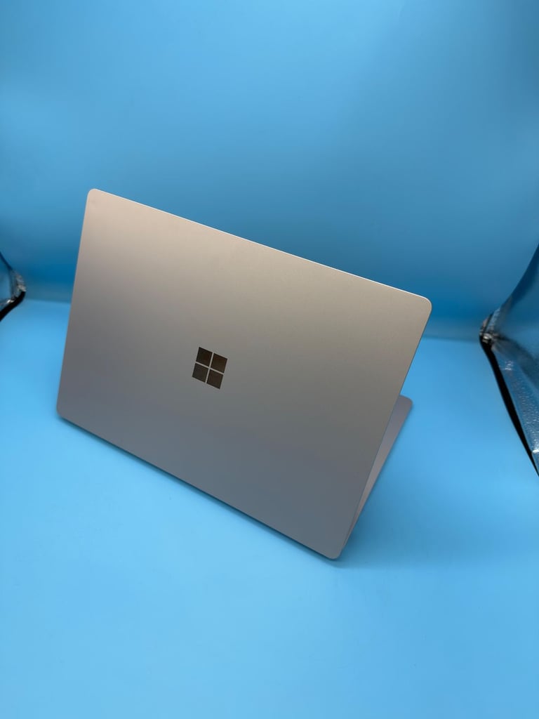 Rose Gold Surface Laptop 3 | 10th Gen i5 | 256GB SSD | 4K Touch