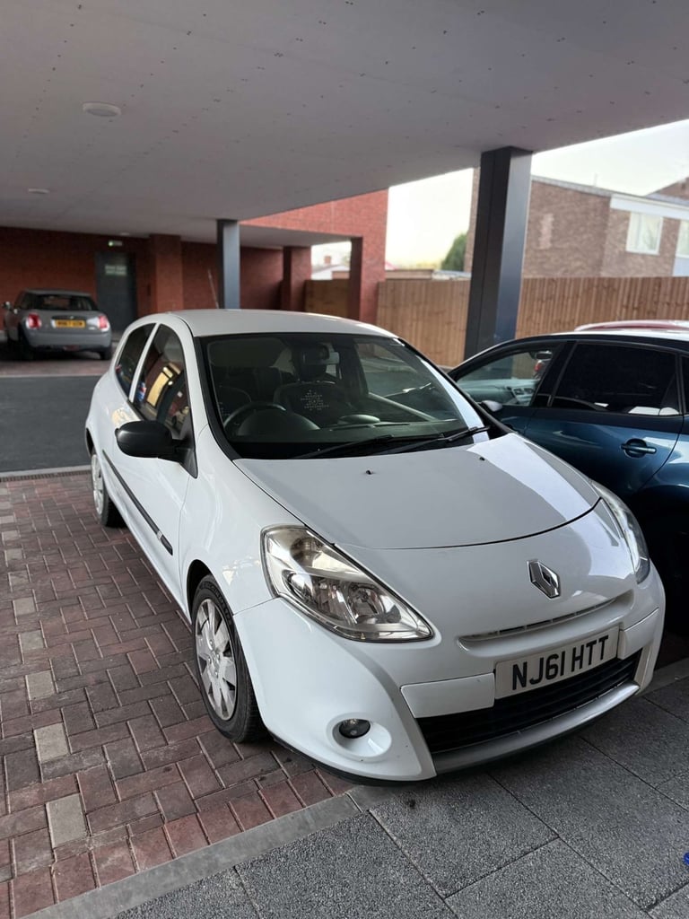 2012 Renault Clio 