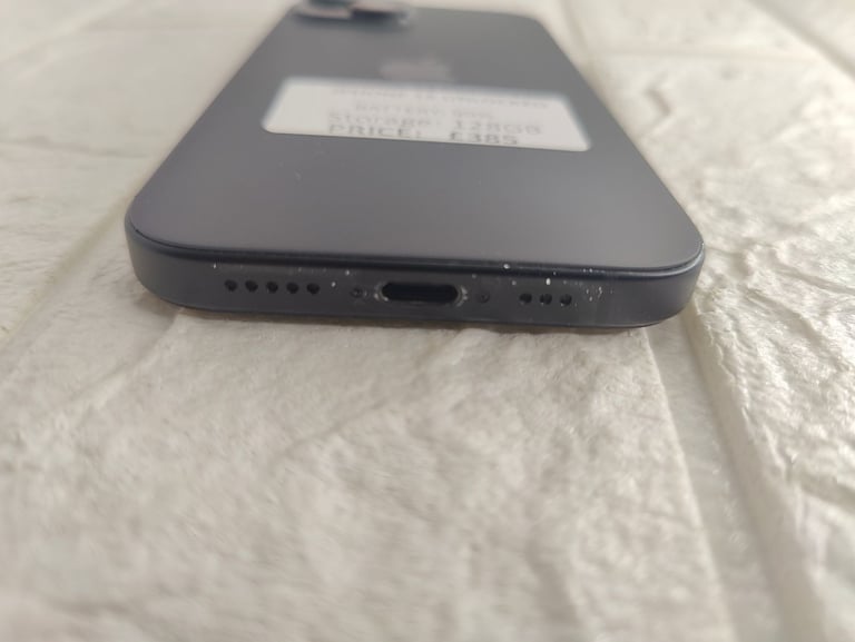 Apple iPhone 15 - 128GB - Black - Good Condition