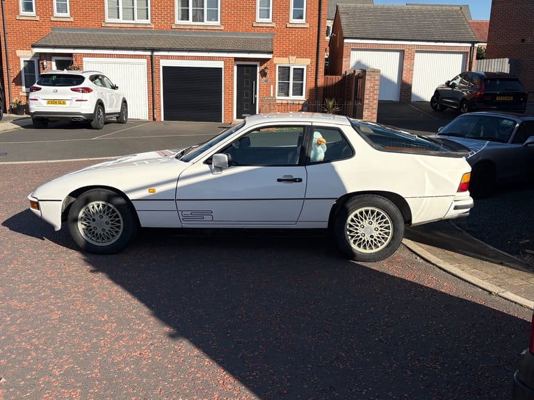 Porsche, 924 S, Saloon, 1987, 2479 (cc), 2 doors