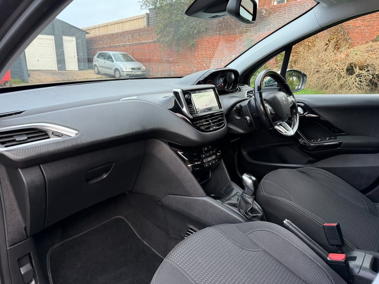 2019 Peugeot 208 1.2 PureTech Tech Edition Hatchback 5dr Petrol Manual Euro 6
