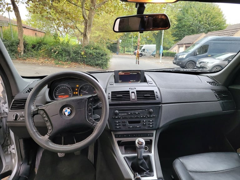 LEFT HAND DRIVE  BMW X3   DIESEL  VERY RARE AND CHEAP ! BARGAIN