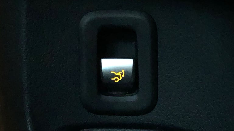 2018 Mercedes-Benz C Class C 350 E AMG LINE PREMIUM Saloon Hybrid Automatic