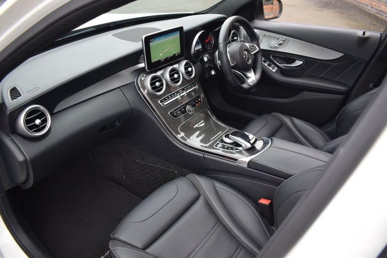 2017 66 MERCEDES-BENZ C-CLASS 4.0 C63 V8 BITURBO AMG (PREMIUM) ESTATE 5DR PETROL