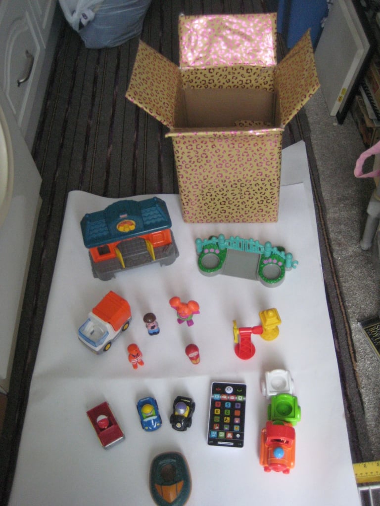 image for Selection of Activity Toys Plus a Hand Held Early Learning Centre with Toy Box for £4.00