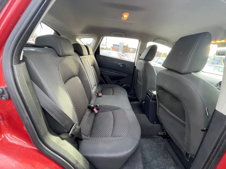 * NISSAN QASHQAI 1.6 ACENTRA 5 DOOR + ALLOYS + FOGLIGHTS * 