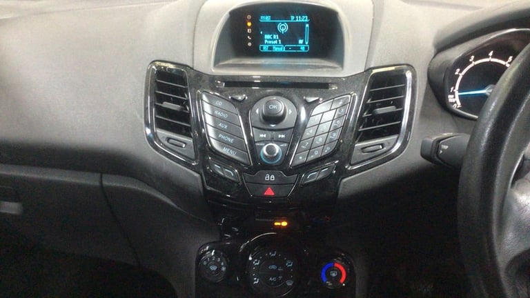 2013 Ford Fiesta Zetec - New Years MOT - £35 Road Tax - Low Mileage - 3 Month Warranty