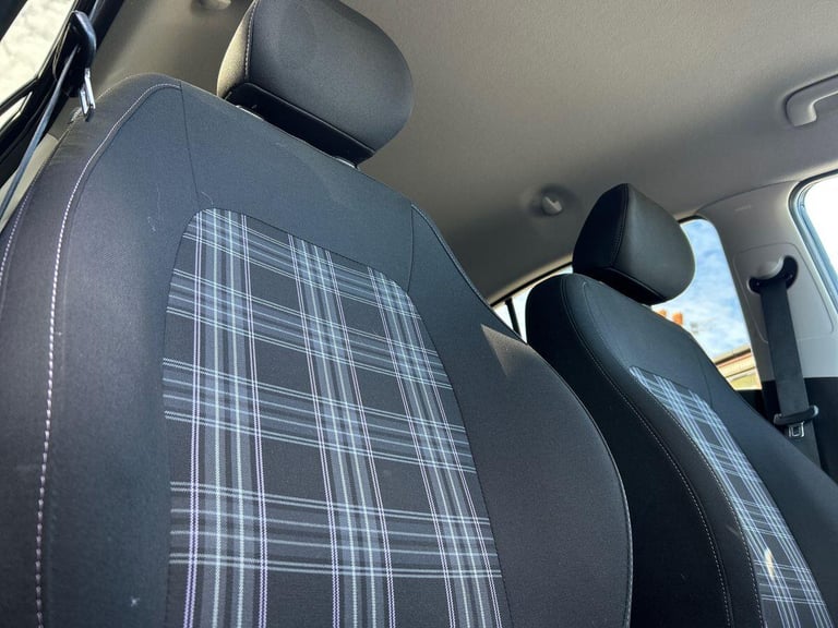 2024 Hyundai i10 1.0 Premium Hatchback 5dr Petrol Auto Euro 6 (s/s) (63 ps) Hatchback PETROL Auto...