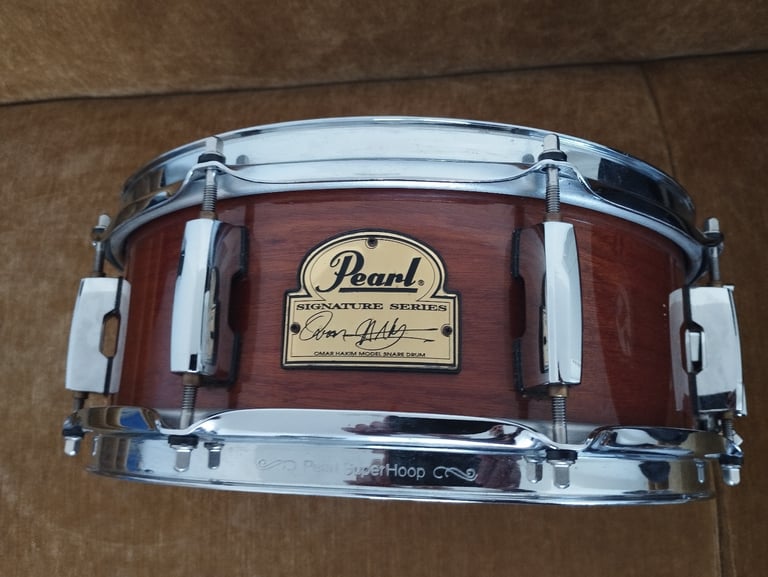 Pearl 13x5" Omar Hakim Signature Snare Drum African Mahogany